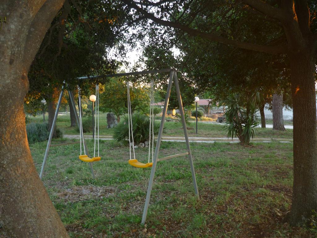Villa Agriturismo Masseria Casedde Vecchie à Martina Franca Extérieur photo